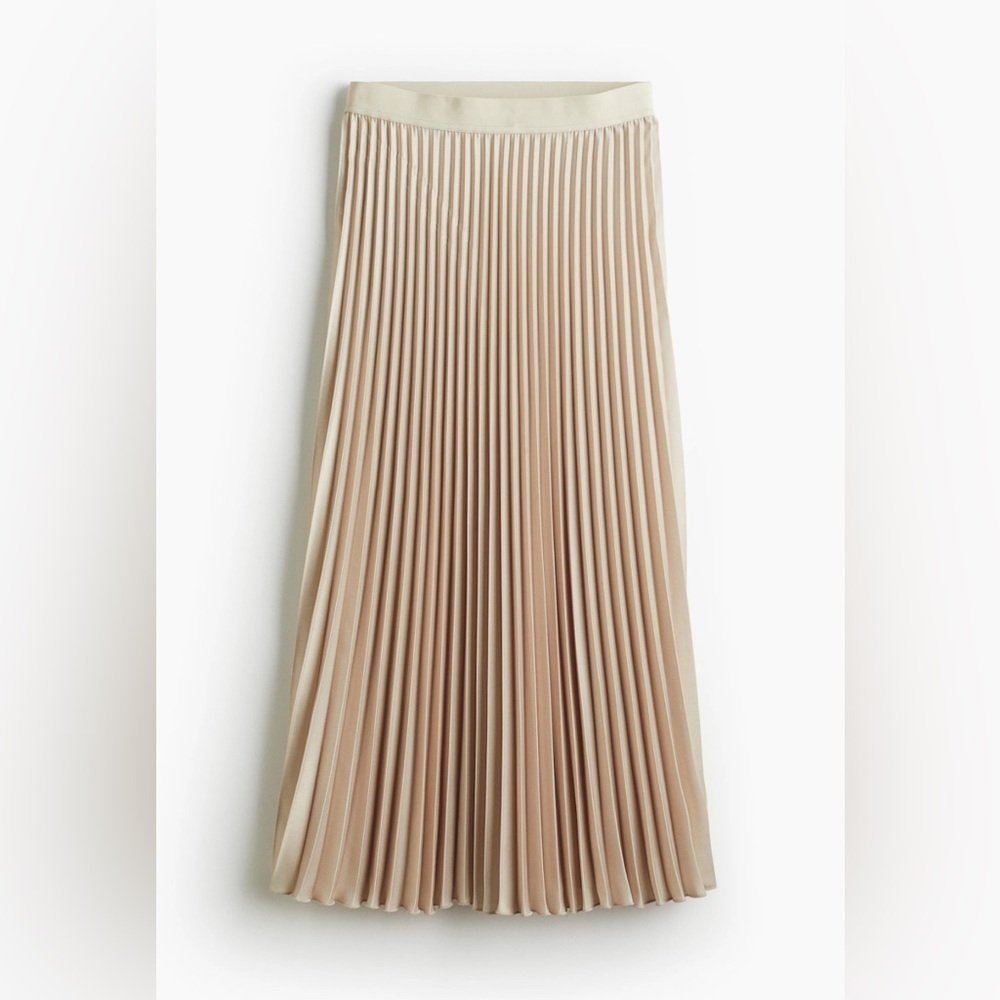 H&M Elegant Cream Pleated Skirt, Size L